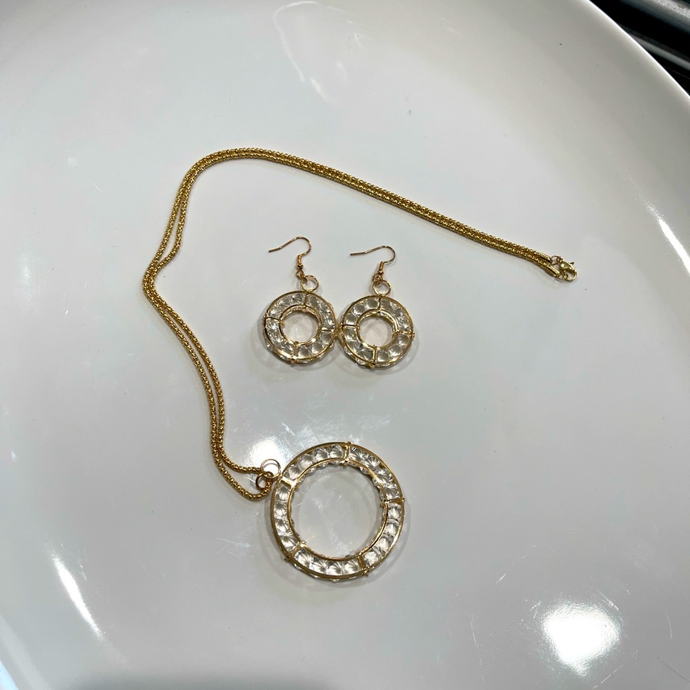 Necklace - Picture 2 of 2